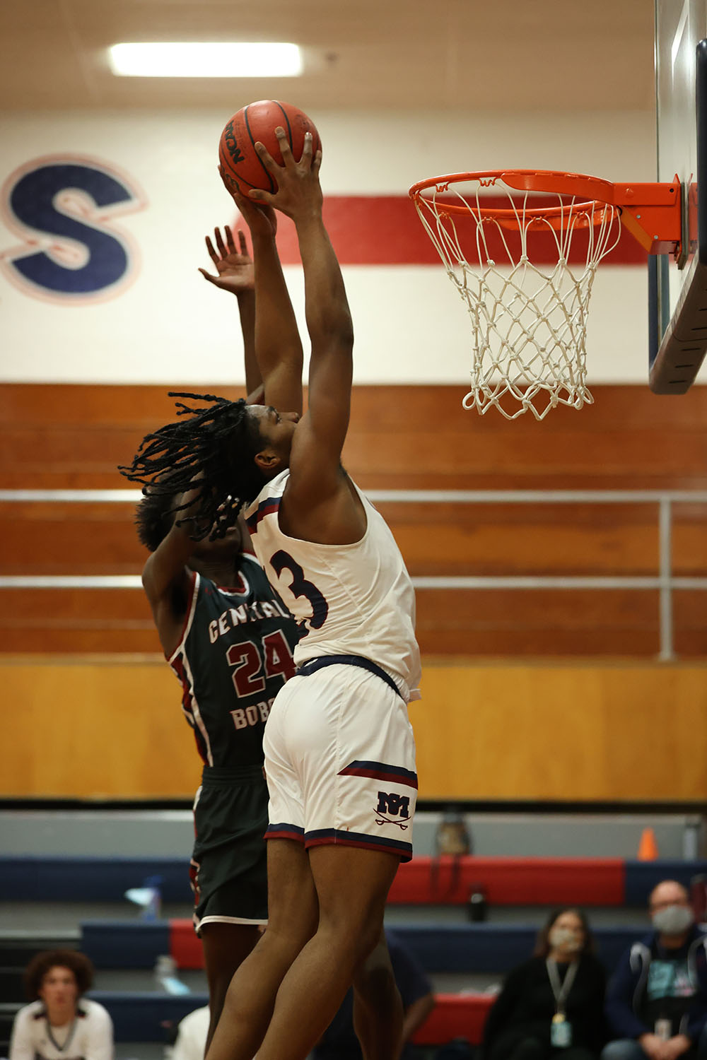 Wesley Dunking!